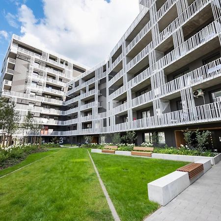 Wola Marble Apartment Варшава Экстерьер фото
