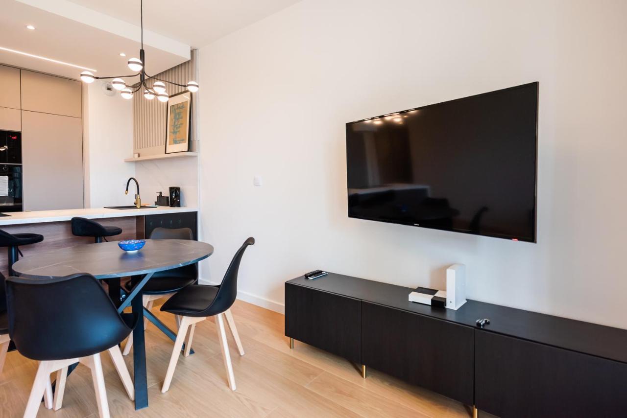 Wola Marble Apartment Варшава Экстерьер фото