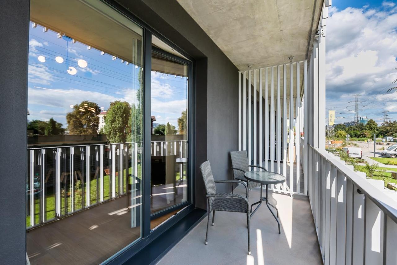 Wola Marble Apartment Варшава Экстерьер фото