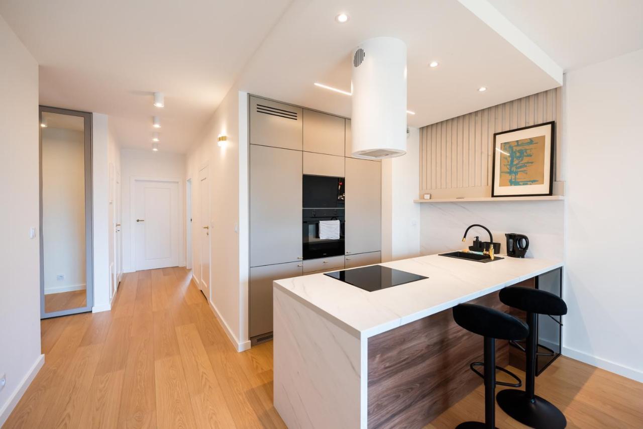Wola Marble Apartment Варшава Экстерьер фото